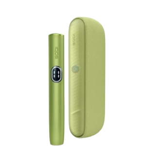 IQOS ILUMA i Standard Green heated tobacco system featuring SMARTCORE induction technology in UAE